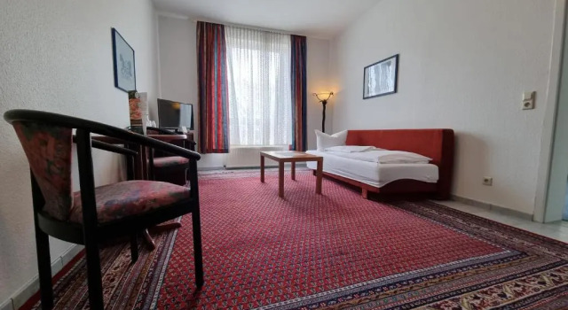 Erbenholz Hotel