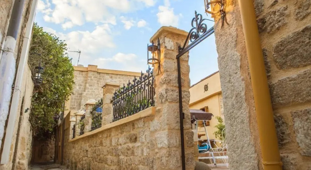 Villanonna Suites & Hammam, Забронировать Отель Отели Родоса 3 звезды, рядом с Эгейский университет, 3*