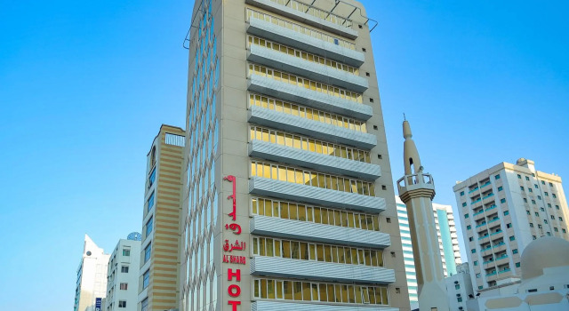 Al Sharq Hotel, Забронировать Отель Шарджа Эмират Шарджа, рядом с Sharjah Court