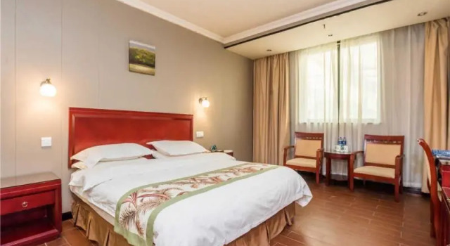 Люкс GreenTree Inn Suzhou Mudu Ancient Street Express Hotel