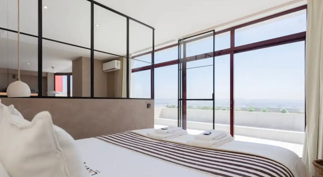 Liiiving in Gaia - Panoramic Terrace Penthouse, Varaa Hotelli Hotellit Porto pysäköinnillä, Pysäköinti