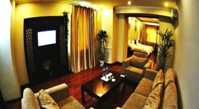 Green Tree Inn Taiyuan Eastern Qinxian Hotel