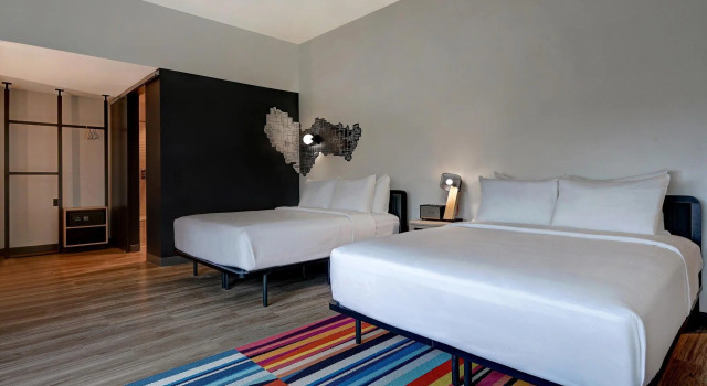 Четырёхместный номер Standard Aloft by Marriott Mooresville