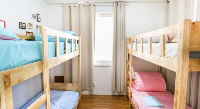 Pat în dormitor (dormitor pentru femei) Tiara Guesthouse - Hostel