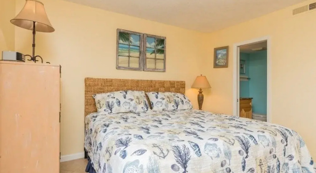 St. Augustine Beach 323: Pool, Views & Comfort 2 Bedroom Condo