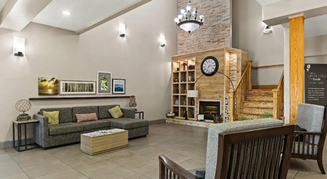 Country Inn & Suites by Radisson, Hinesville, GA