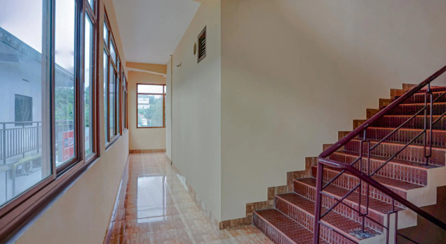 OYO 82073 Ck Tourist Home, Забронировать Отель Отели штата Кералы с парковкой, Парковка