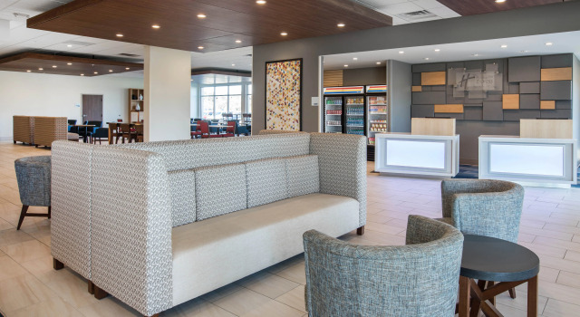 Holiday Inn Express & Suites Ludington by IHG, Забронировать Отель Ладингтон штат Мичиган