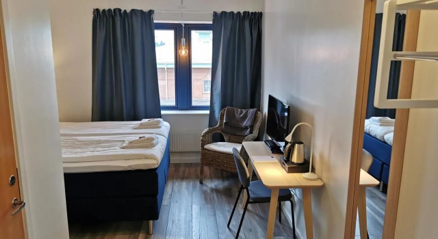 Kils Hotell & Restaurang, Rezerwuj Hotel Hotele w Svealand z parkingiem, Parking