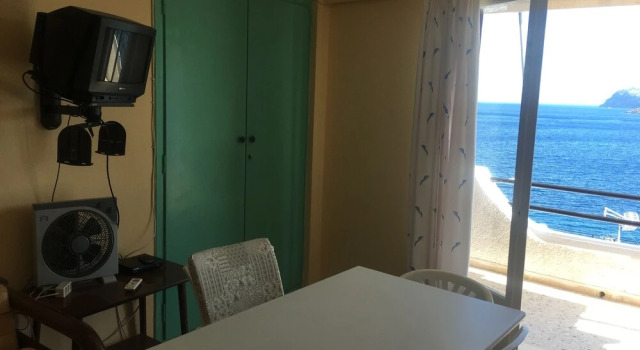 Daskalio Resort Adamis