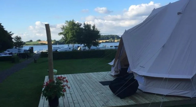 Sandskaer Strandcamping, Rezerwuj Hotel Hotele w Sønderjylland z parkingiem, Parking