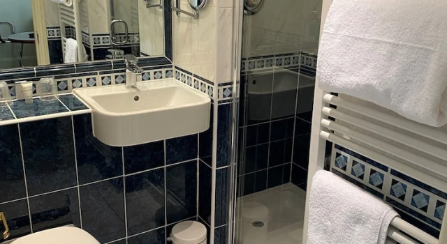 Трёхместный номер Classic Orton Hall Hotel & Spa