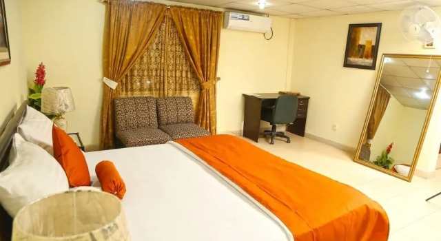 Camera Standard Luxury Inn