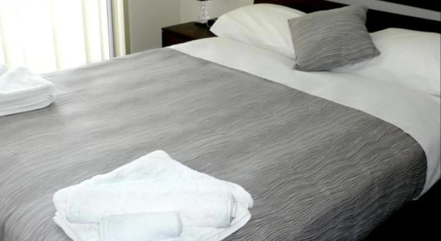 Апартаменты Monterey Apartments Moranbah