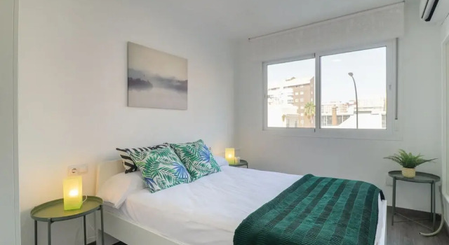 Two Bedroom Apartment Málaga Train Station, Забронировать Апартаменты/квартира Апартаменты Малаги, рядом с Музей искусств и традиций, Апартаменты/квартира