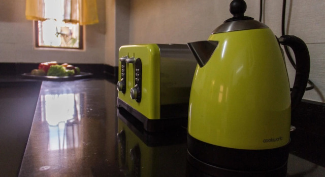 Huku Qwetu C5 City Breeze Apartment