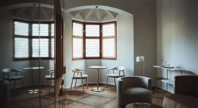 Arthotel Lasserhaus, Забронировать Отель Брессаноне Valle Isarco, рядом с Рождественский рынок Брессаноне