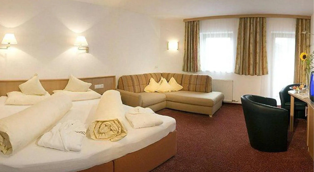 Kräuterhotel Hochzillertal, Rezervovat Hotel Hotely v Tyrolsko se snídaní, Snídaně