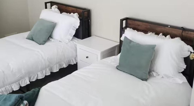 Parking - Garden - Wifi - Sleeps 4