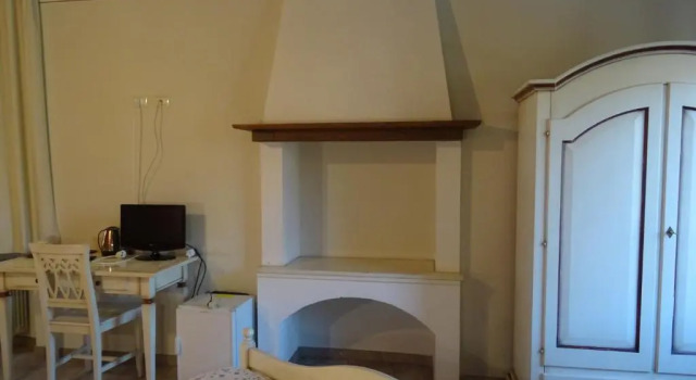 Affittacamere Famiglia Do, Book Hotel Racconigi Langhe