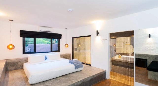 Savage Koh Tao