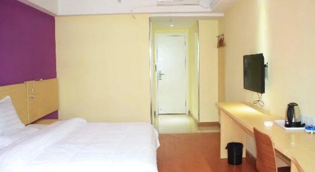 7 Days Inn Shenzhen Longcheng Square Subway Station, Rezerwuj Hotel Hotele w Shenzhen z parkingiem, Parking
