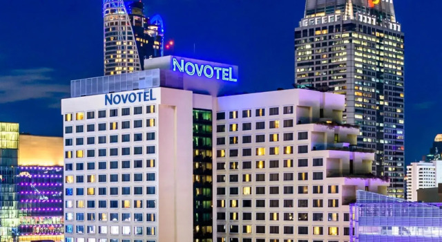 Отель Novotel Bangkok On Siam Square