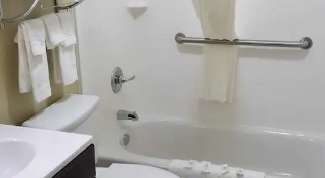 Номер Economy DuPont Suites - Louisville