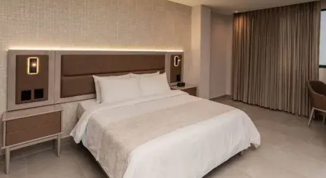 Люкс Premium Amari Living Suites