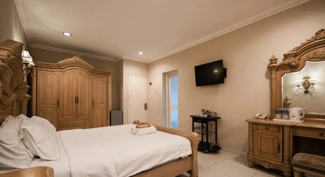 Suite Cove Ottenville Boutique Hotel