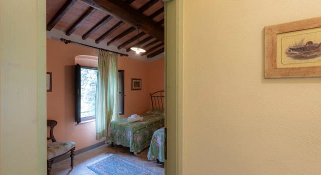 Apartment in Chianti With Pool ID 450