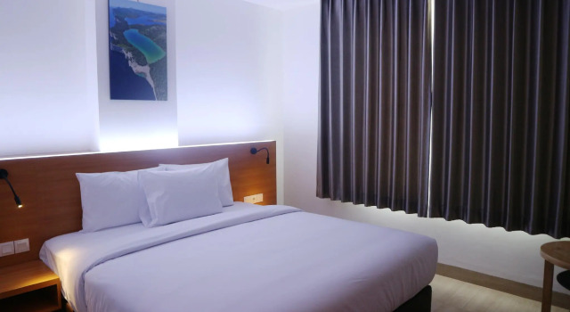 Номер Superior Grand Thamrin Hotel