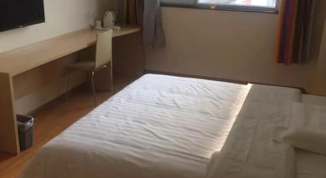 7 Days Inn