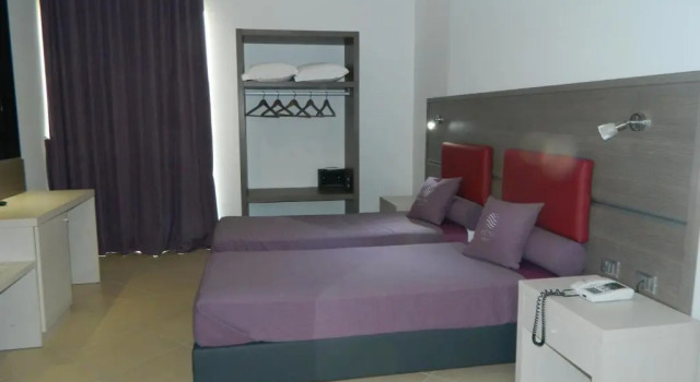 Standard Dreier Zimmer mit Balkon Medea Resort