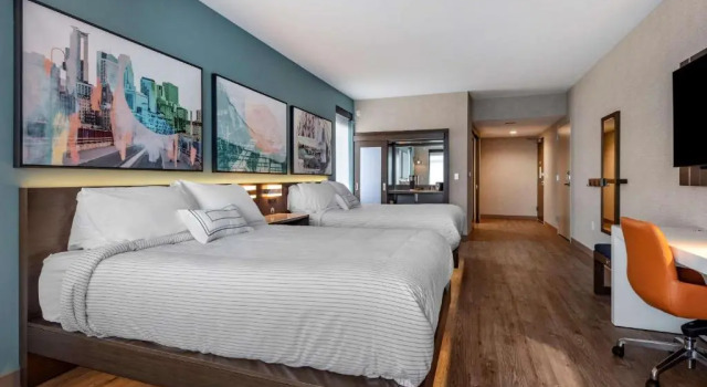 Четырёхместный номер Standard Cambria Hotel Minneapolis Downtown