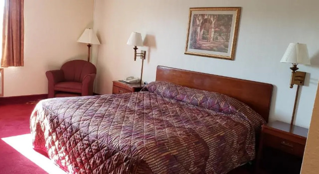 Family Budget Inn, Reserva ahora Hotel Bethany Misuri