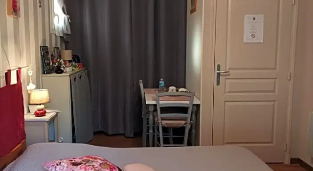 Le nid de mésanges, Rezerwuj Hotel Hotele w Correze z parkingiem, Parking
