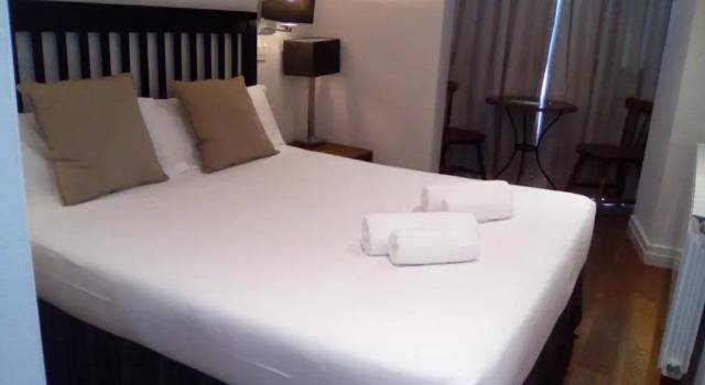 Hotel Cuéntame La Puebla, Забронировать Отель Отели Бургос 3 звезды, рядом с Художественный музей Марсельяно Санта-Марии, 3*