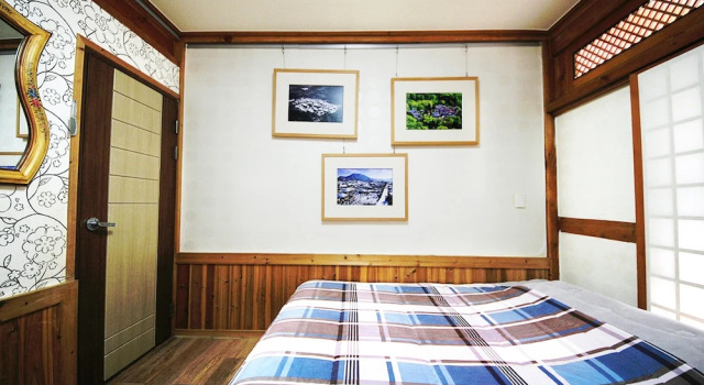 Reed House Hanok Pension