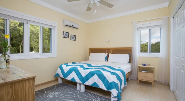 Люкс c 1 комнатой Sir Charles Guest House