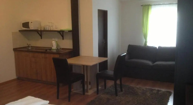 Студия Motel R10