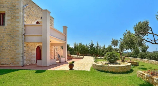 Grecian Villas Chania