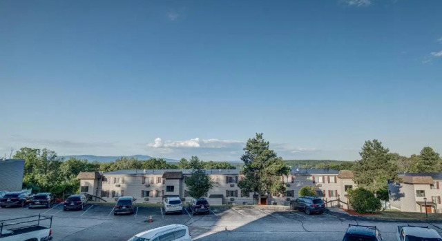 Апартаменты с видом на горы Village of Winnipesaukee by CoolVacay