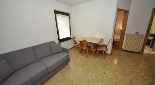 Casa Livio, Забронировать Отель Ливиньо Ломбардия, рядом с Кресельный подъёмник Кампо Сквола (нижняя станция)