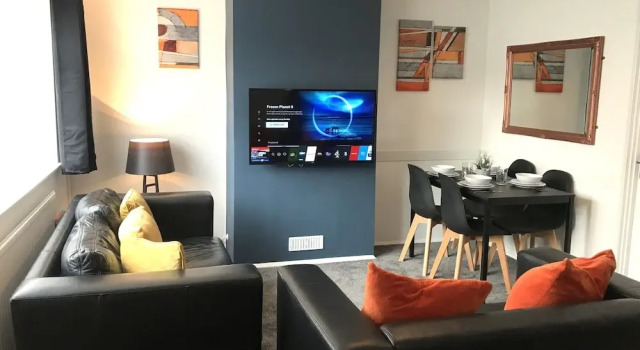 Коттедж Comfort Modern 3-bed House With Parking Bamber Bridge, Preston