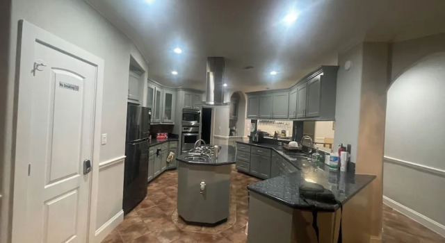Коттедж Luxury EURA near Houston Downtown