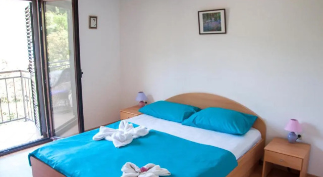 Apartments Rina, Prenota Appartamento Žrnovo 