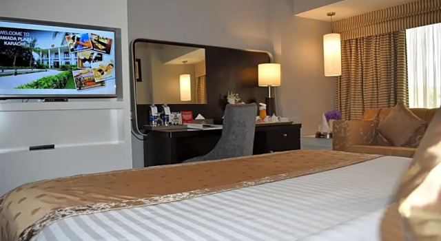 Camera Executive Ramada Plaza by Wyndham Karachi Airport Hotel