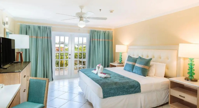 Двухместный номер Deluxe с видом на сад Bay Gardens Beach Resort and Spa