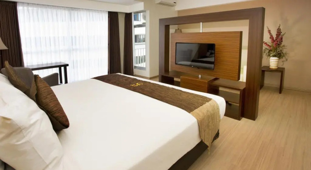 Suite junior Hotel Gunawangsa MERR